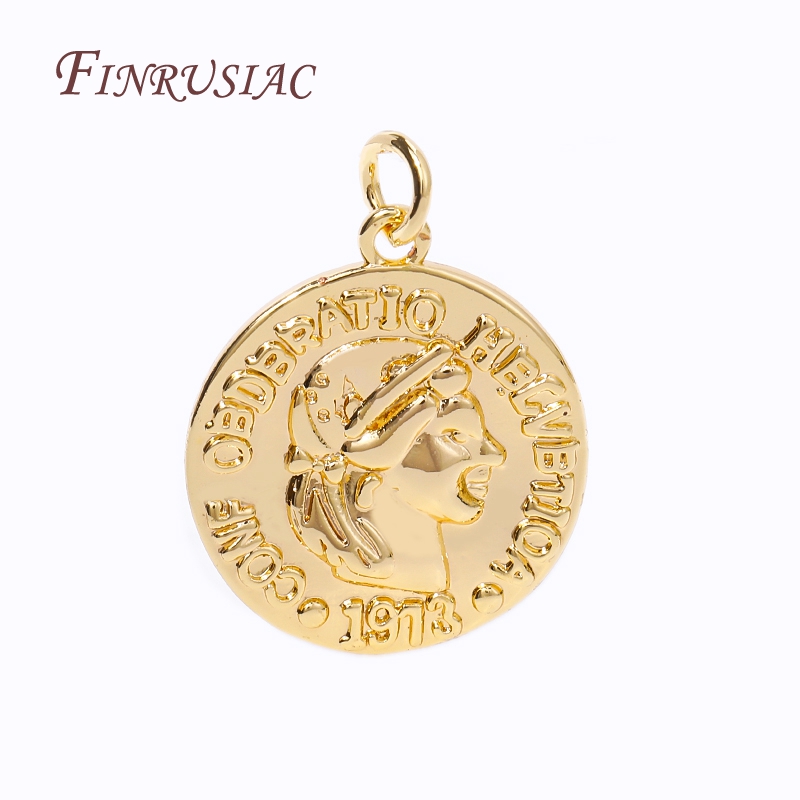 Jewelry Making Rome - 18K Gold Plated Elizabeth Queen Pendant