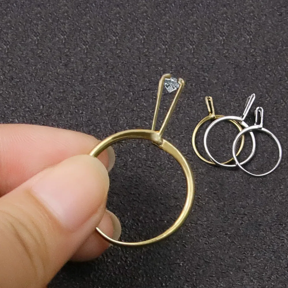 Adjustable Four‑Claw Gemstone  - Jewelry Making At Home recension och pris