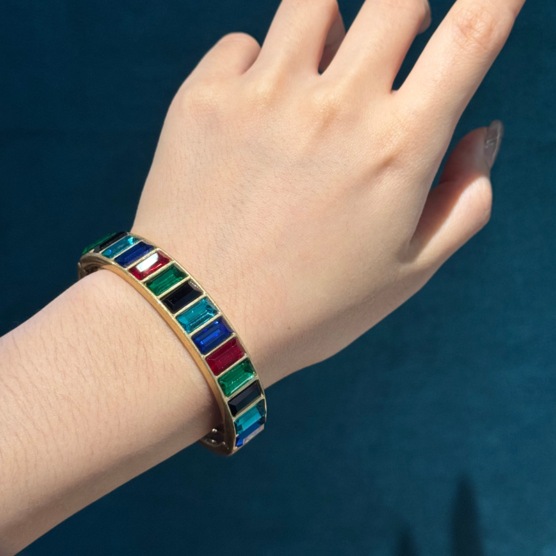 Vintage Crystal Bangle Colorfu - Jewelry Making Dubai recension och pris
